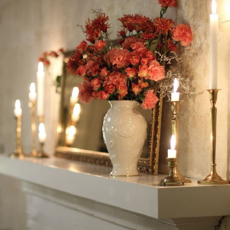 Elegant and serene understated fall decor on a mantel - Mantel and Table. #falldecor #mantelscape #fireplacedecor #autumnmantel