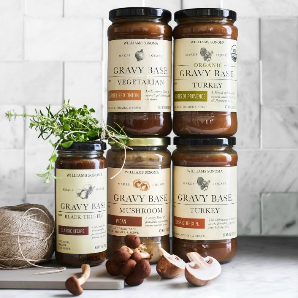 Jars of gravy base from Williams Sonoma to make a delicious Thanksgiving gravy. #gravyrecipe #thanksgivingdinner #mashedpotatoes