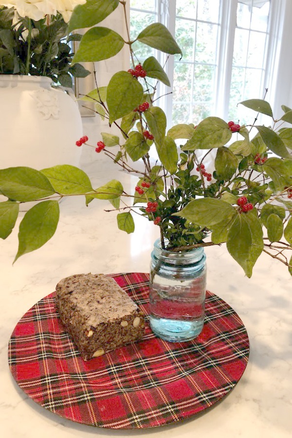 Gluten free bread with no need to fuss or knead! My Easy Healthy Flourless Bread Recipe to Seeds the Day in case you love nutritious yum! #hellolovelystudio #breadrecipe #glutenfreebread #flourlessbread #healthyrecipe