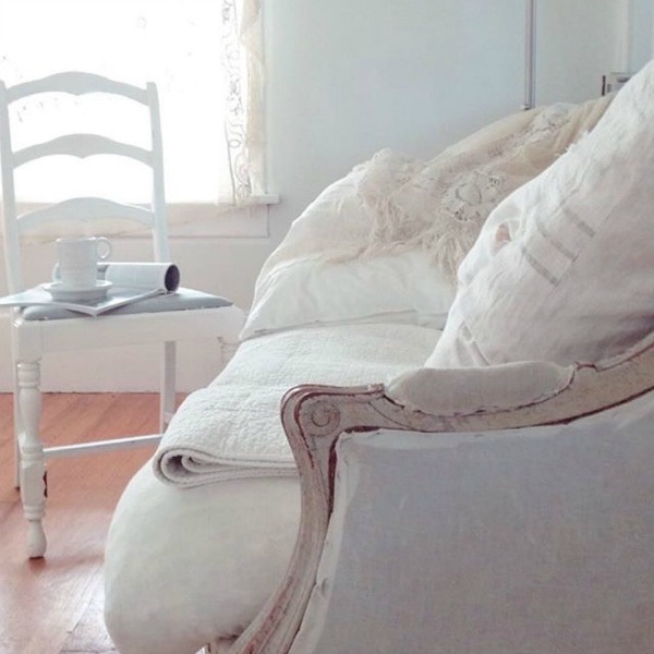 Vintage style and all white Scandinavian decor in a cottage by My Petite Maison.