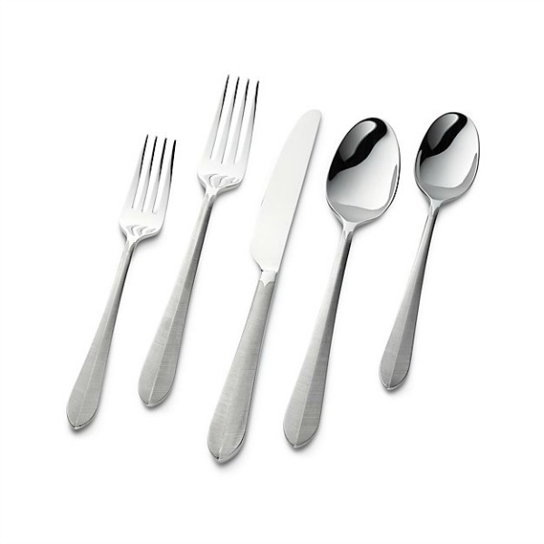 Shaw flatware set - Come explore Thanksgiving table decor! 