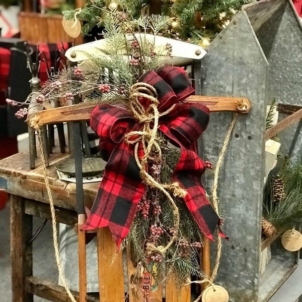 Farmhouse Christmas decor and vintage holiday decorations from Trove Vintage at Vintage Bliss in Beloit. #holidaydecor #vintagechristmas #farmhousechristmas