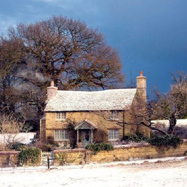 Kate Winslet's cottage in The Holiday movie - where they filmed in Shere, Surrey in the English countryside. #theholiday #englishcottage #moviehouses