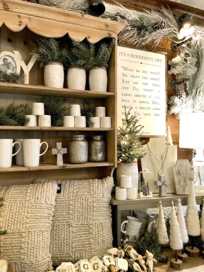 American farmhouse Christmas decor and vintage holiday decorating ideas at Urban Farmgirl in Rockford, Illinois. #hellolovelystudio #urbanfarmgirl #christmasdecor #farmhousechristmas #holidaydecor