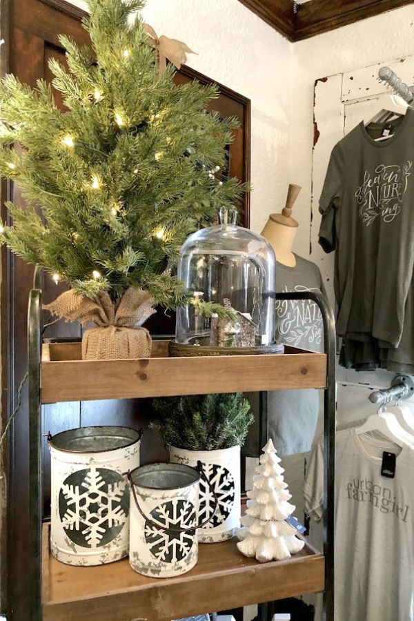 American farmhouse Christmas decor and vintage holiday decorating ideas at Urban Farmgirl in Rockford, Illinois. #hellolovelystudio #urbanfarmgirl #christmasdecor #farmhousechristmas #holidaydecor