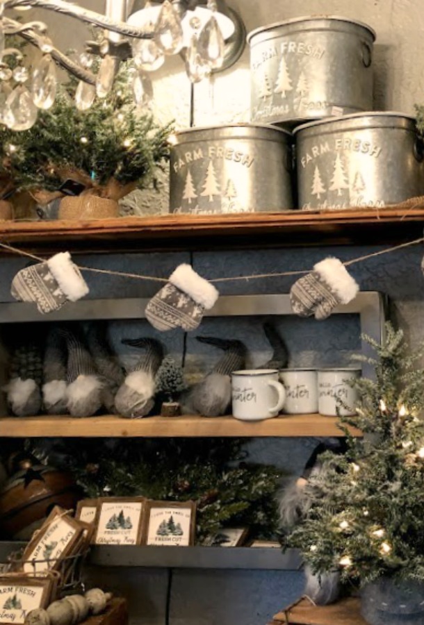 American farmhouse Christmas decor and vintage holiday decorating ideas at Urban Farmgirl in Rockford, Illinois. #hellolovelystudio #urbanfarmgirl #christmasdecor #farmhousechristmas #holidaydecor