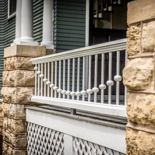 Architecturally magnificent Victorian style historic home tour (Beloit, WI). #victorianhome #interiordesign #hometour #homerenovation #historichome