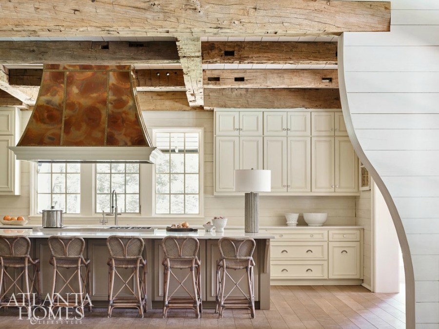 Timeless kitchen architecture and design by Atlanta-based Jeffrey Dungan who mixes rustic with elegant in luxury home design. #architecture #luxuryhome #jeffreydungan #timelessdesign #kitchendesign