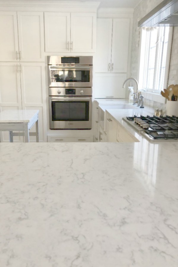 Crystal White Solid Surface Composite Quartz Countertop From