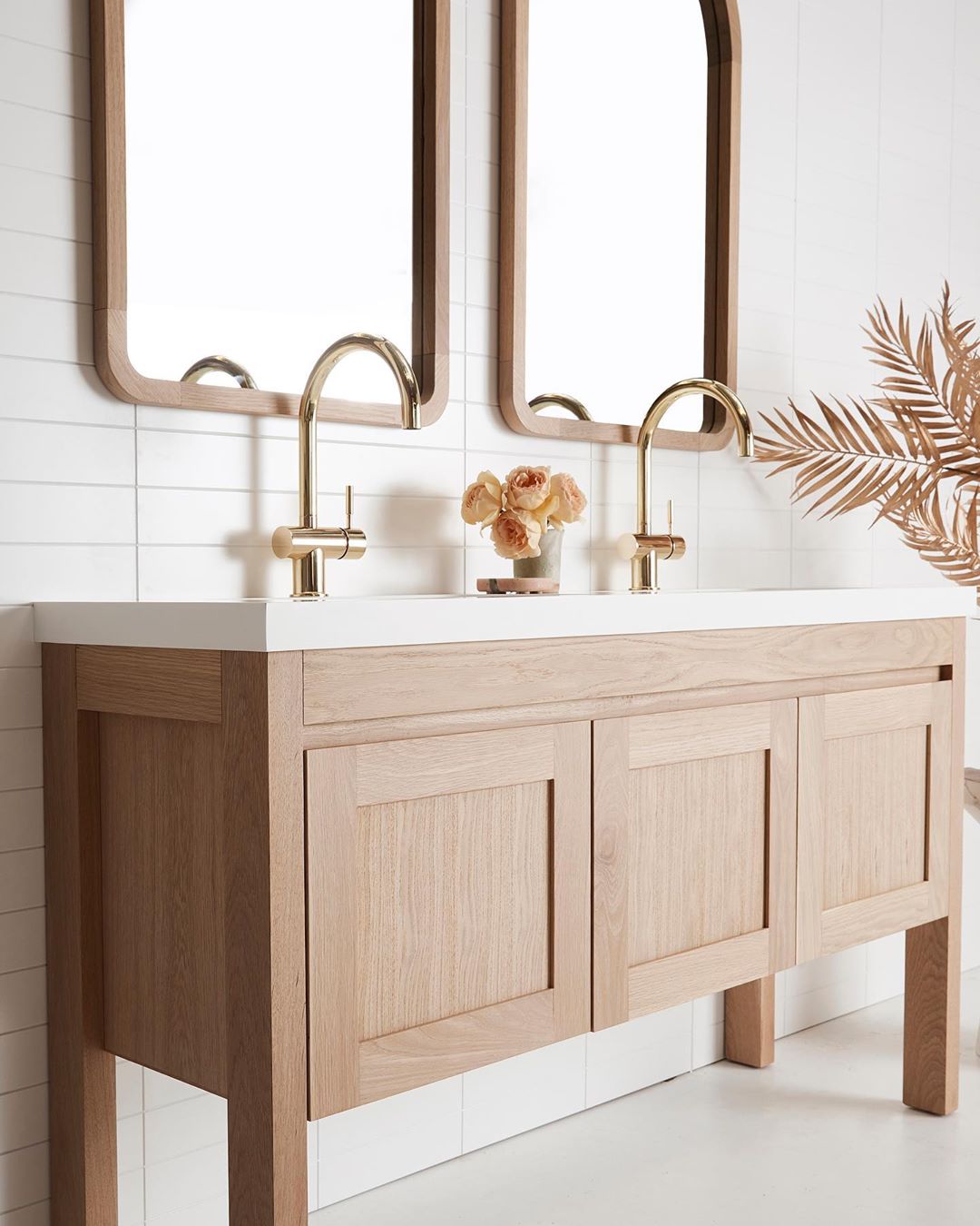 Custom oak freestanding vanity by Loughlin Furniture. #customvanity #bespokebathroom #oakvanity #bathroomdesign