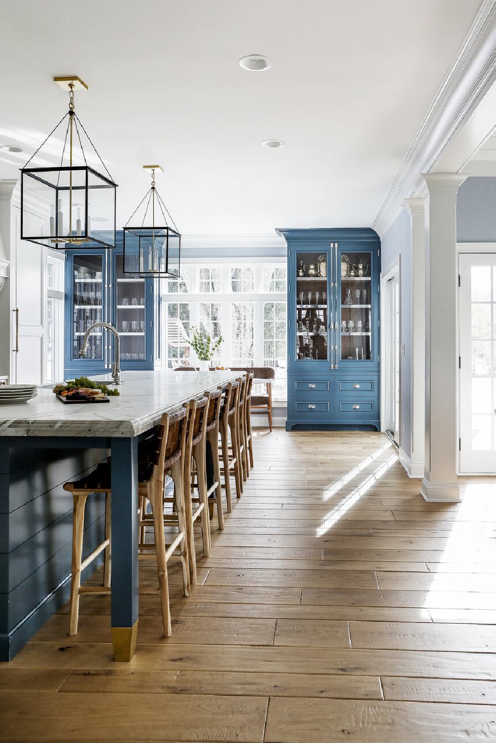 Classic blue kitchen design with traditional architecture, custom millwork, and sophisticated design - Edward Deegan Architects. #bluekitchens #traditionalkithens #classicbluekitchen