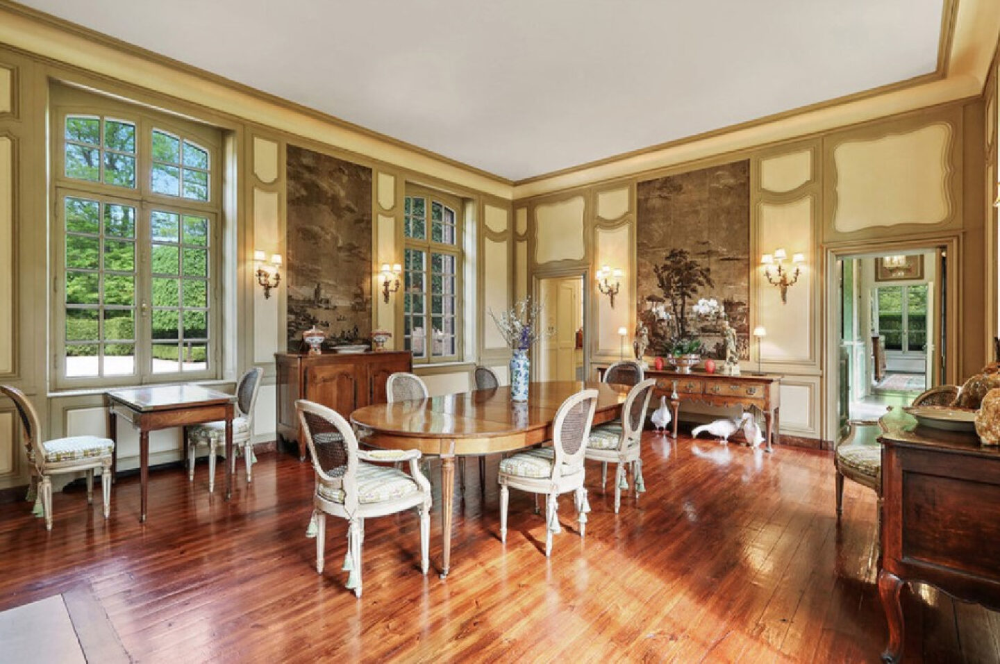 David Adler La Lanterne Mansion is a 1922 historic home in Lake Bluff with French inspired architecture and interiors.