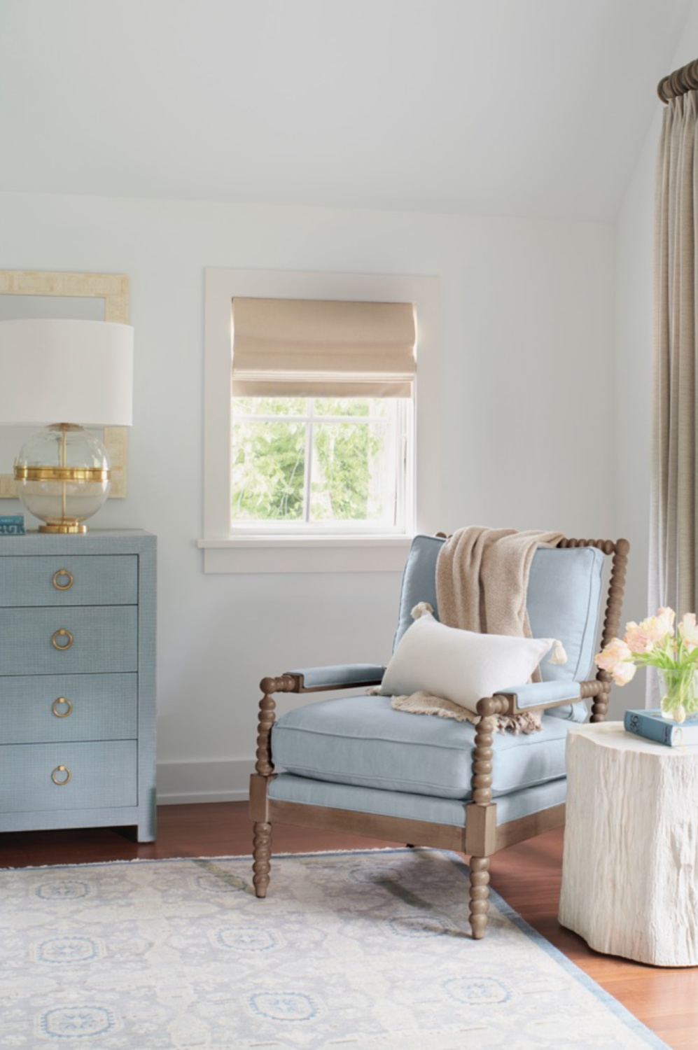 Beautiful coastal blue bedroom with traditional arm chair with spindle detail - Serena & Lily. #coastalbedroom #bluebedrooms