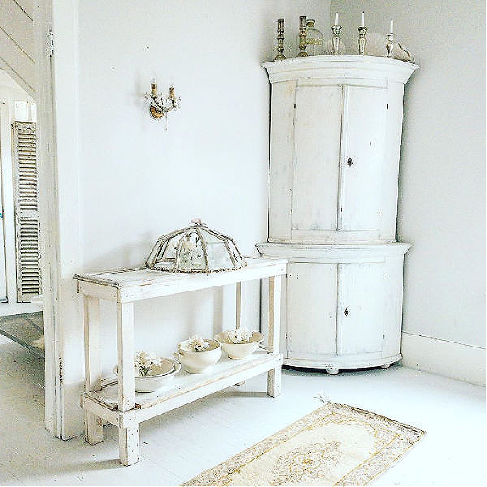 Swedish white decor and Nordic French style by My Petite Maison. #frenchnordic #nordic #swedish #interiordesign #decorating #allwhitedecor