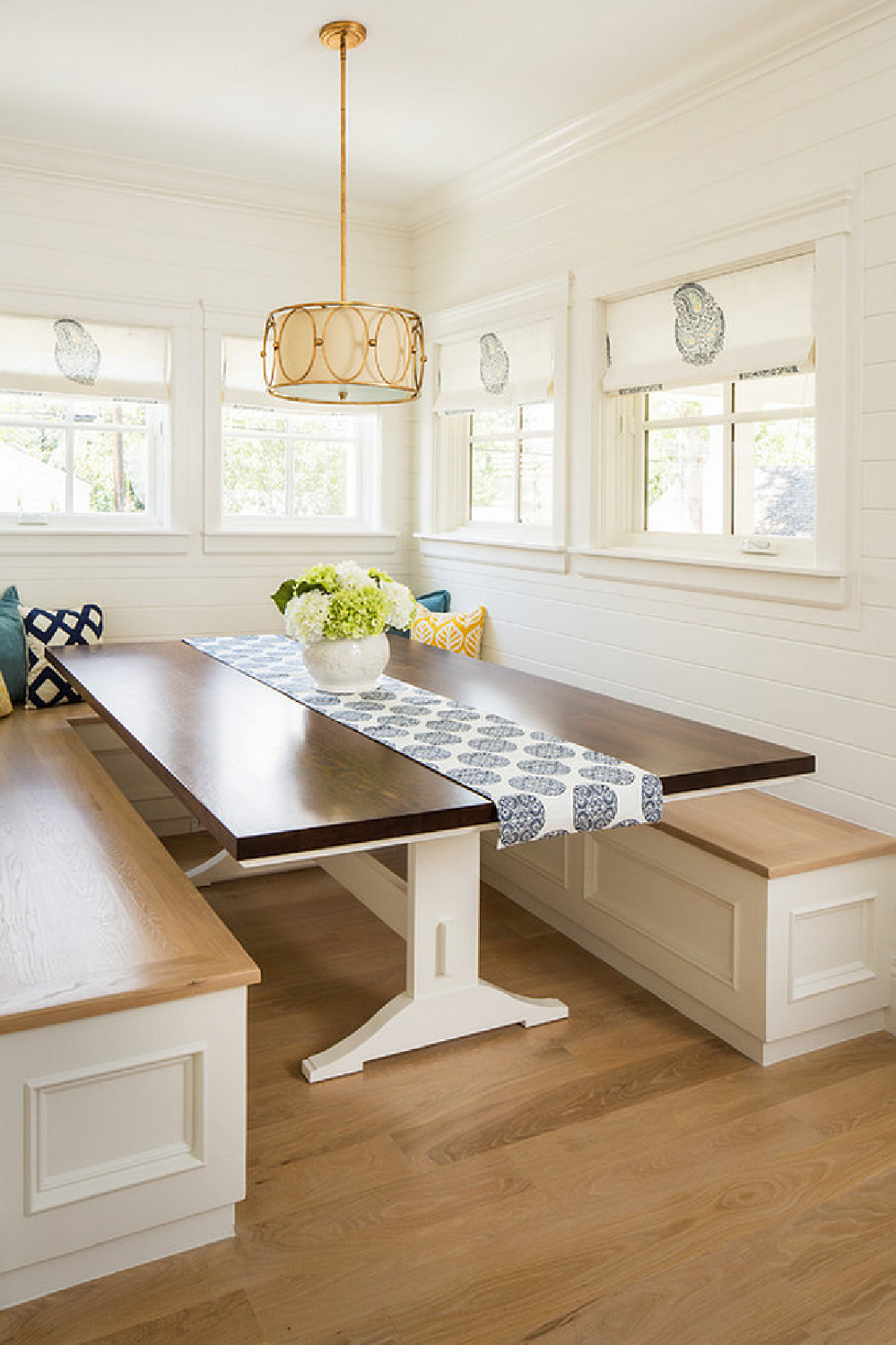 Classic breakfast nook with built in banquette seating. Design by The Fox Goup. #breakfastnook #kitchendesign #banquette #thefoxgroup #shiplap