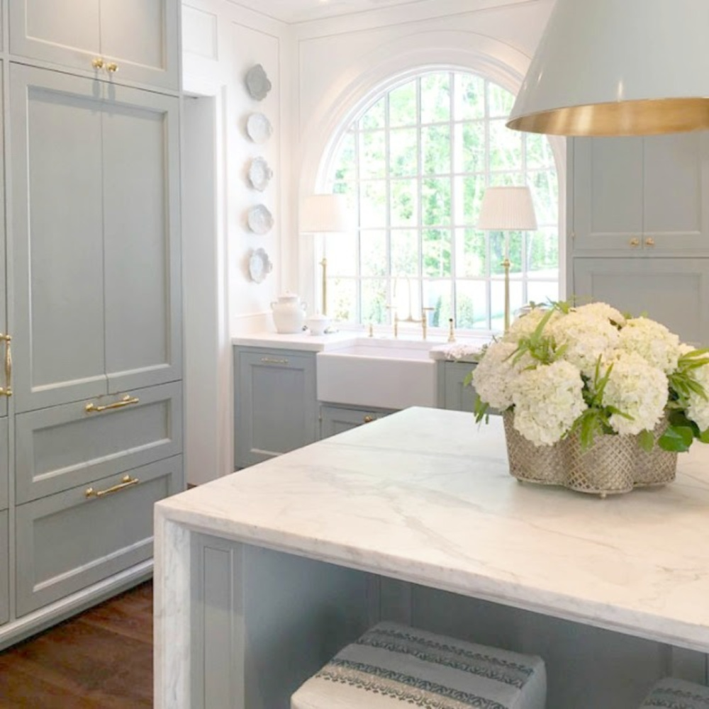 Stunning blue and white traditional kitchen in 2017 Southeastern Designer Showhouse in Atlanta. #bluekitchen #farrowandballlightblue #timelesskitchen #kitchendesign #traditionalkitchens