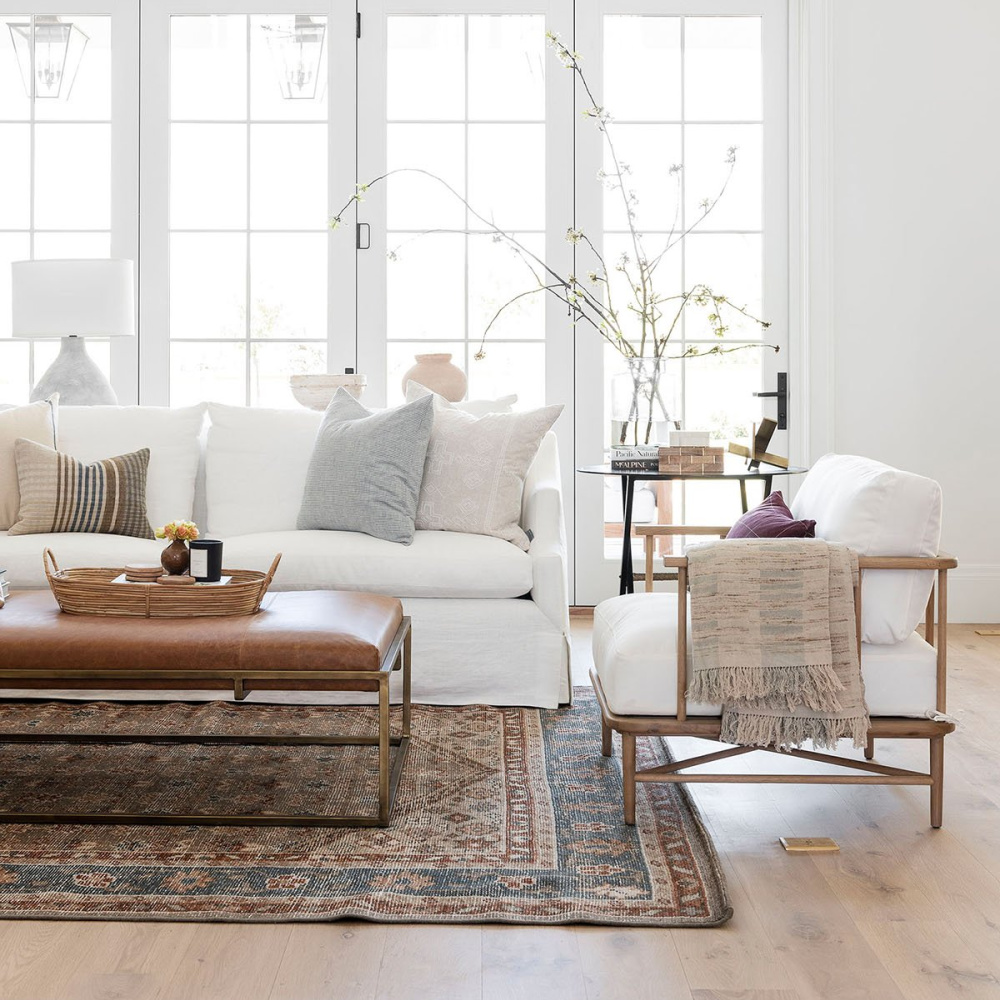 Beautiful casual classic and natural family room with white Everleigh sofa - McGee & Co. #whitesofas #familyroom #casualclassicstyle