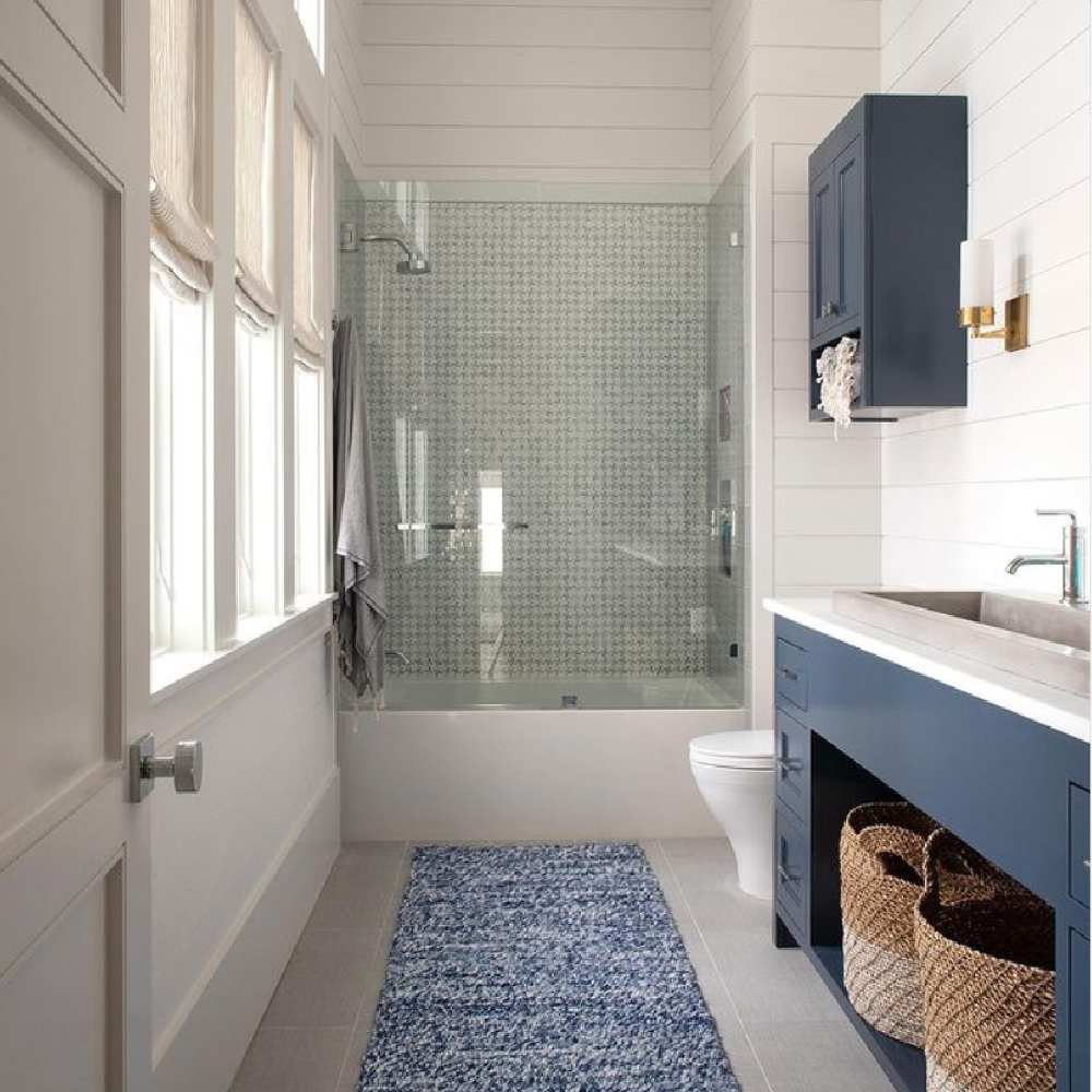 Navy blue and white coastal bathroom - architecture by Geoff Chick.