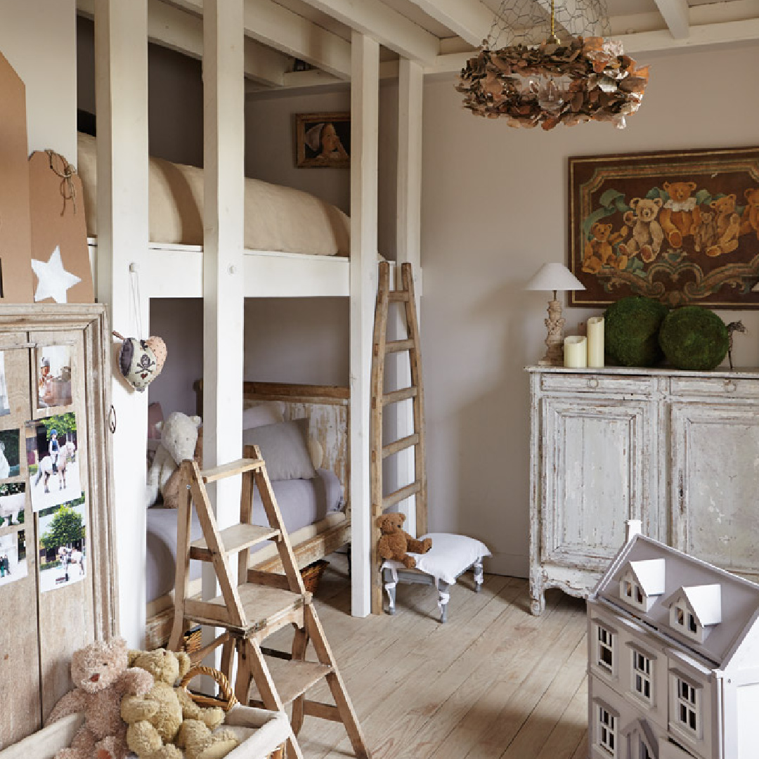 Rustic elegant French country home near Paris belonging to Sophie Lambert, antique lover and shop owner of Autemps des Cerises. #countryfrenchhome #frenchnordic #scandinavianantiques