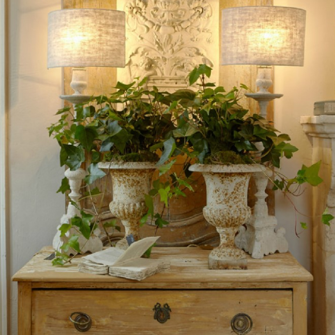 Rustic elegant French country home near Paris belonging to Sophie Lambert, antique lover and shop owner of Autemps des Cerises. #countryfrenchhome #frenchnordic #scandinavianantiques