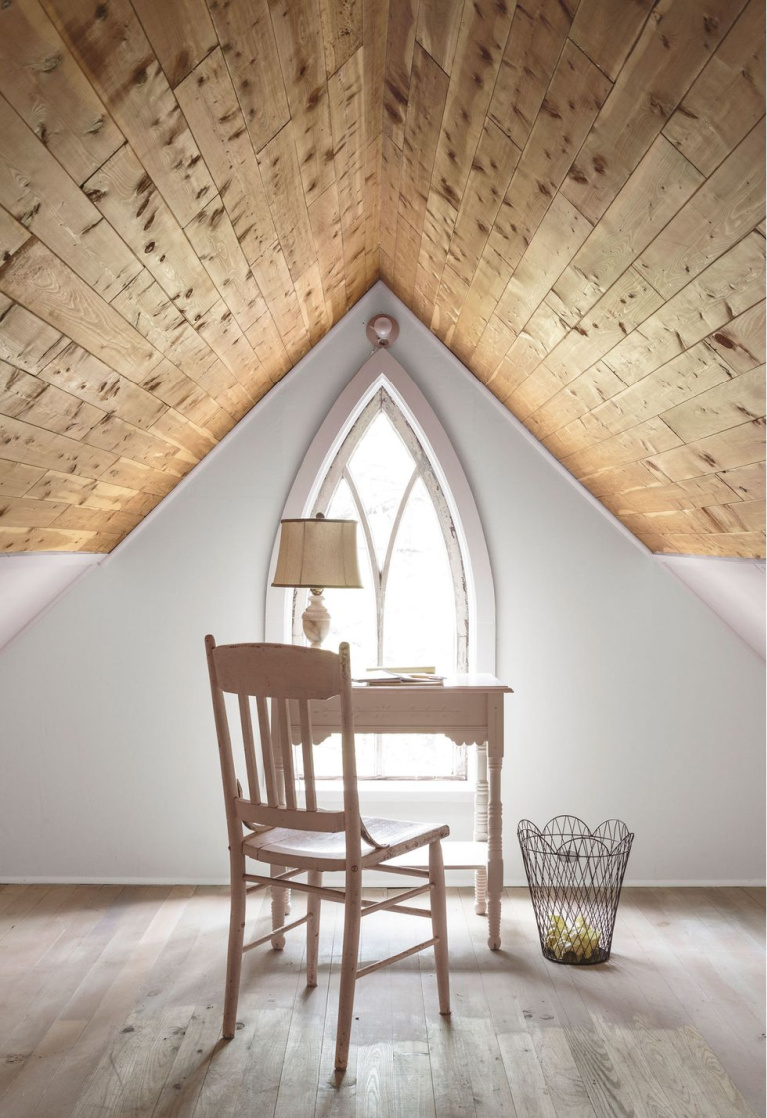 Lovely and serene home office in an attic - Mark Lohman for Country Living. #homeoffice #serenedecor #attics #interiordesign