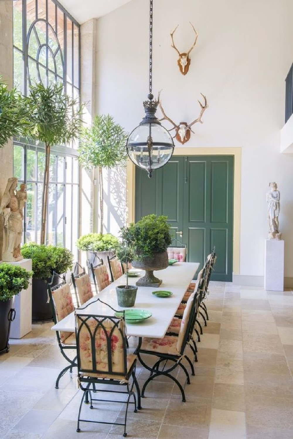 Exquisite orangery in a Provence French farmhouse (Le Mas des Poiriers).