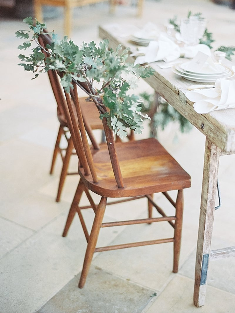 Humble country chairs at distressed French farmhouse table. #frenchfarmhouse #dining #outdoordining