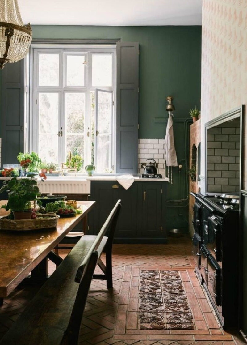 Dark Green Paint Colors & Autumnal Green Inspiration - Hello Lovely
