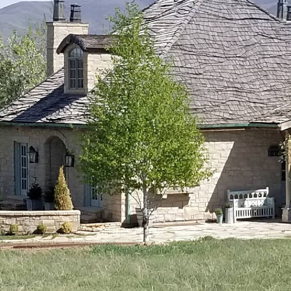 Gustavian French Nordic stone cottage - Desiree Ashworth. #stonecottage