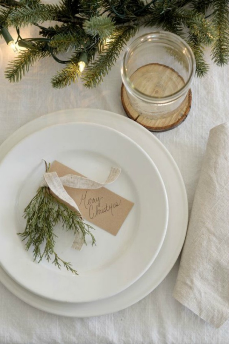 Simple Christmas placesetting with white from Rocky Hedge Farm.