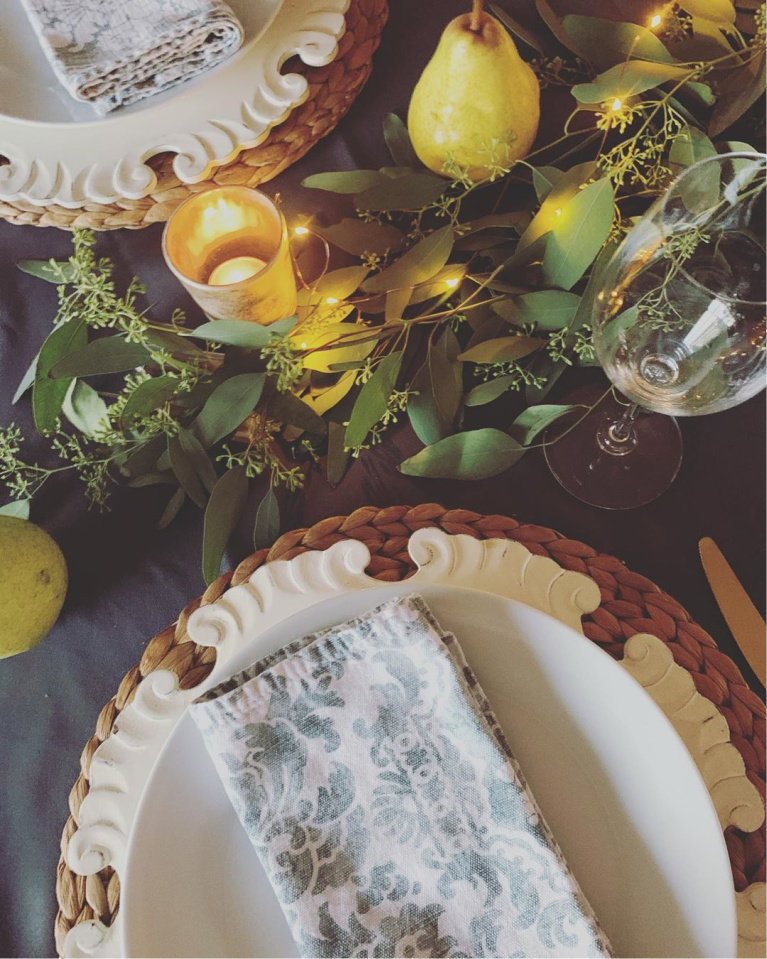 Simple yet elegant Thanksgiving tablescape inspiration with rustic, modern farmhouse, casual chic charm - see more details on Hello Lovely Studio. #tablescapes #thanksgiving #holidaytables #modernfarmhouse #rusticmodern #placesettings