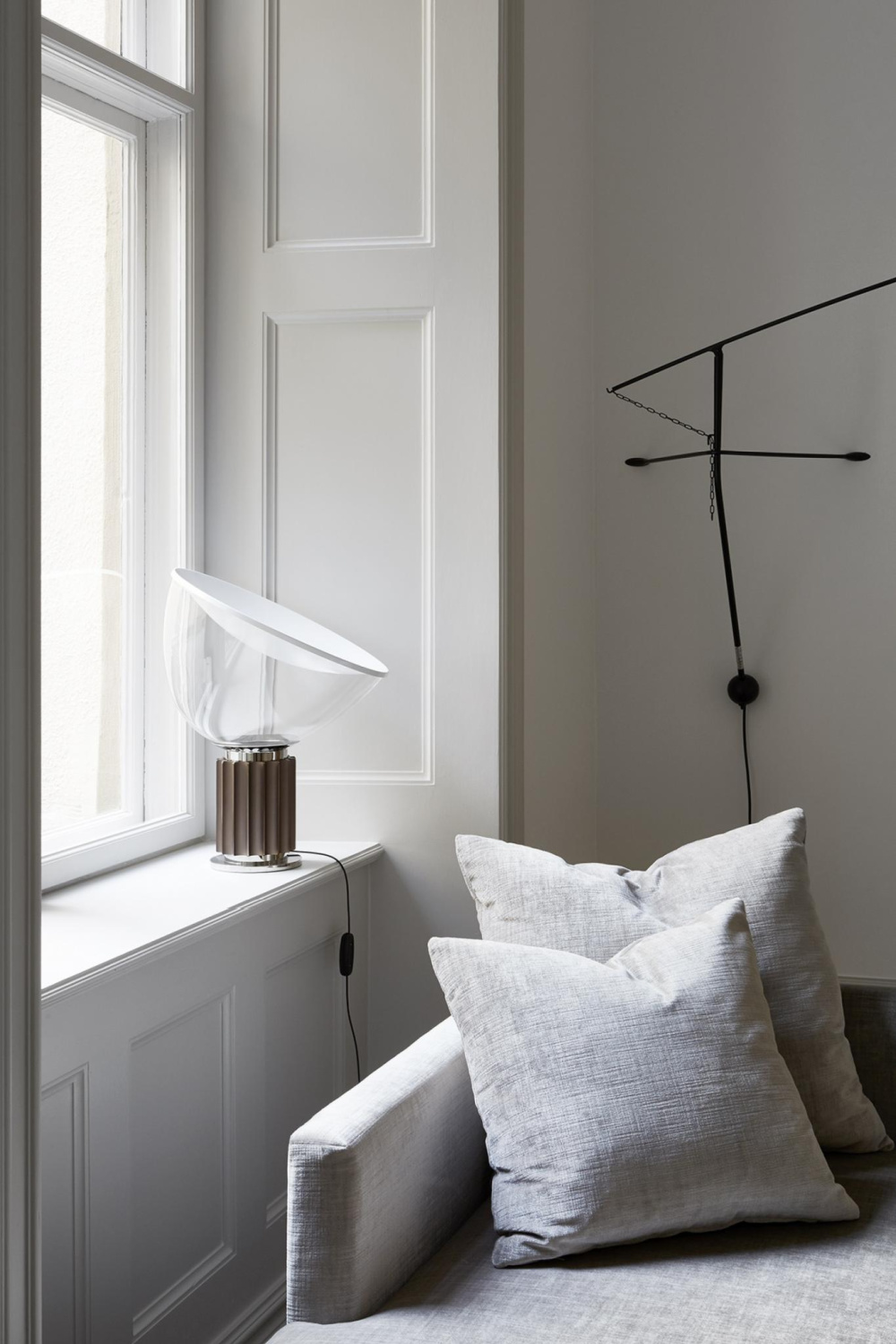 Serene white Stockholm apartment styled by Josefin Haag - Fantastic Frank. #stockholmapartment #minimaldesign #tinyapartment #serenehome