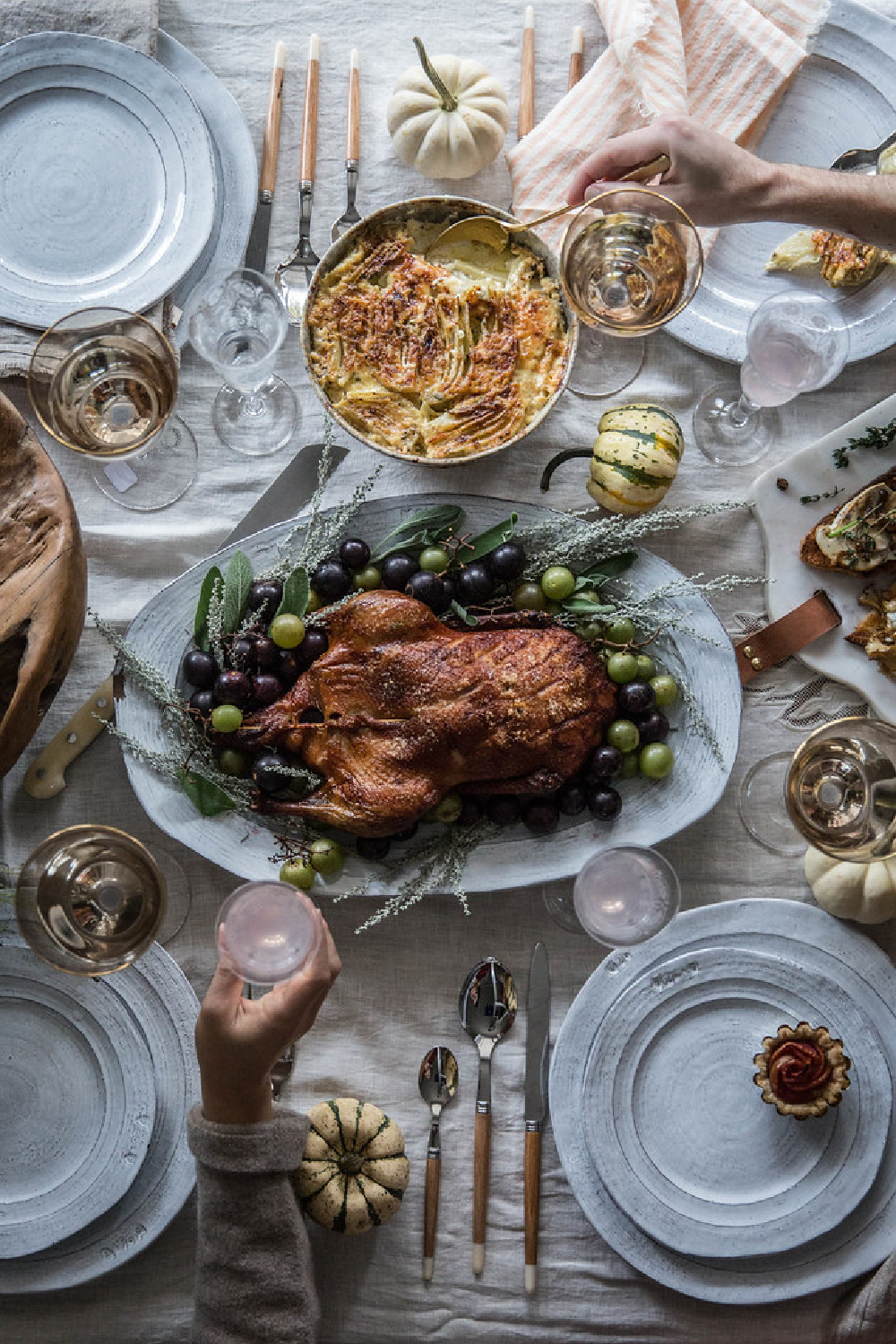 Styled Thanksgiving table with turkey in center and artful design - Beth Kirby of Local Milk Blog. #thanksgiving #tablescapes