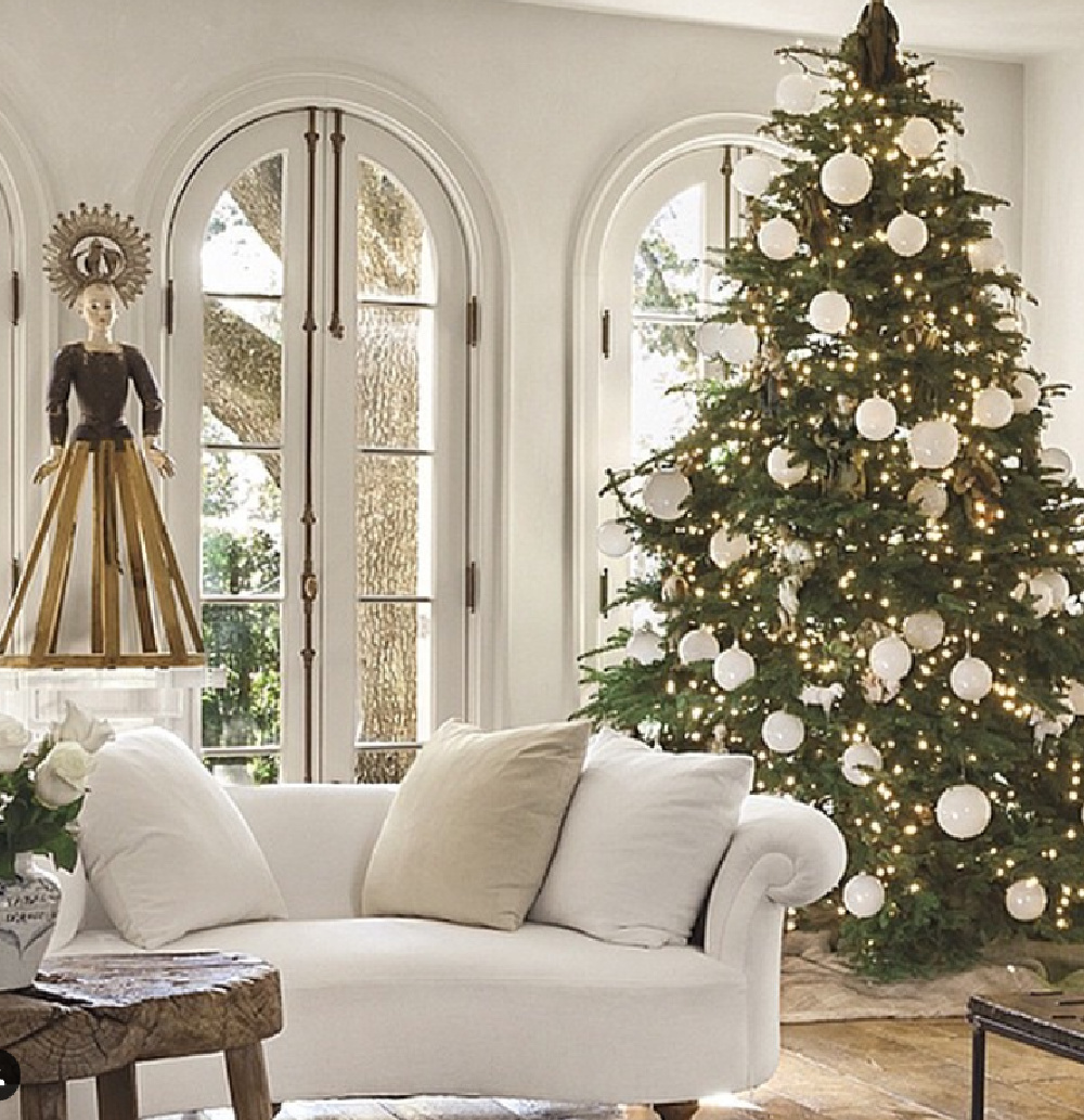 Pamela Pierce designed home at Christmas. #frenchcountry #christmasdecor #pamelapierce