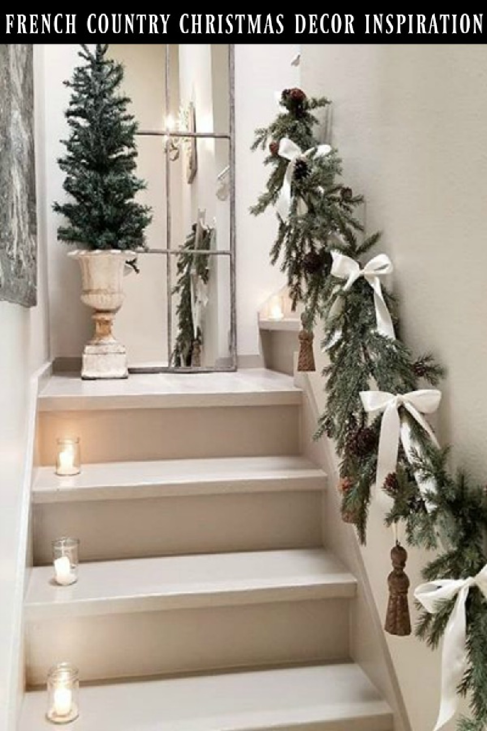 French country Christmas decor inspiration from The French Nest Co on Hello Lovely. #christmasdecor #frenchcountry #frenchfarmhouse #frenchchristmas