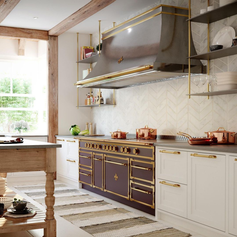 Lovely French range and custom hood in a Beverly Hills bespoke kitchen by L'Atelier Paris. #customkitchen #dreamkitchen #frenchrange #Frenchkitchen