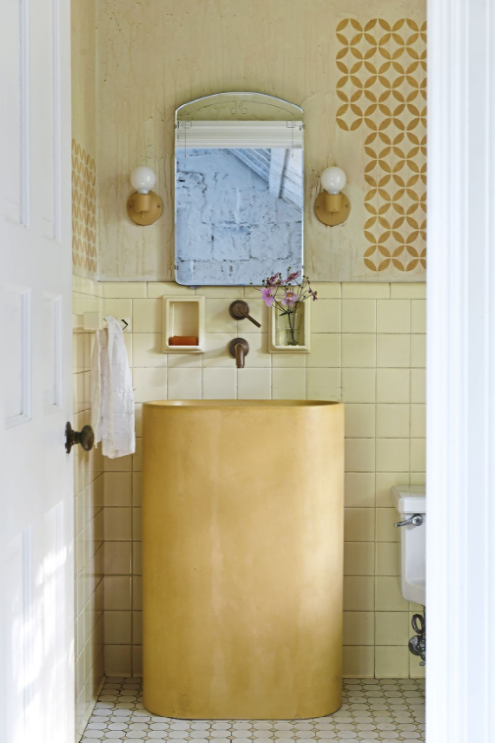 Leanne Ford designed bathroom in her Pittsburgh guest cottage - photo by Erin Kelly for Pittsburgh Post Gazette. #modernrustic #vintagestyle