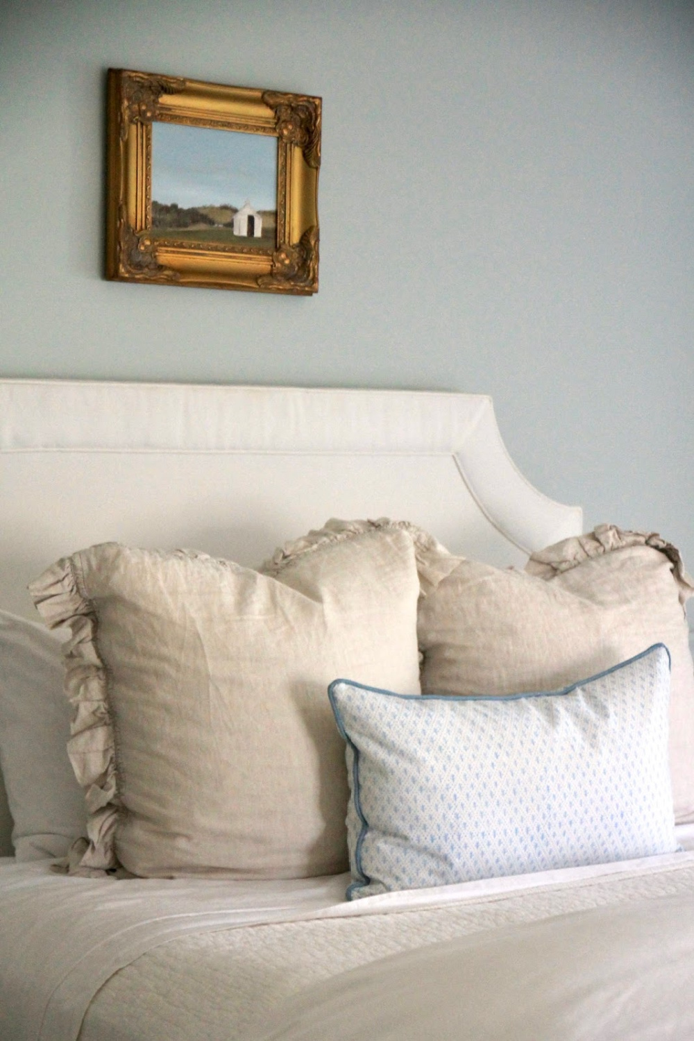 Lovely serene pale blue grey bedroom painted Quiet Moments (Benjamin Moore) - JSH Home. #quietmoments #benjaminmoorequietmoments #bluegrey #paintcolors