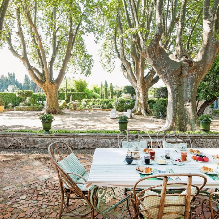 Fairytale charm and Old World style formal French gardens - Tour a Stunning French Château Near St-Rémy-de-Provence. #frenchchateau #frenchgardens #southoffrance #provence