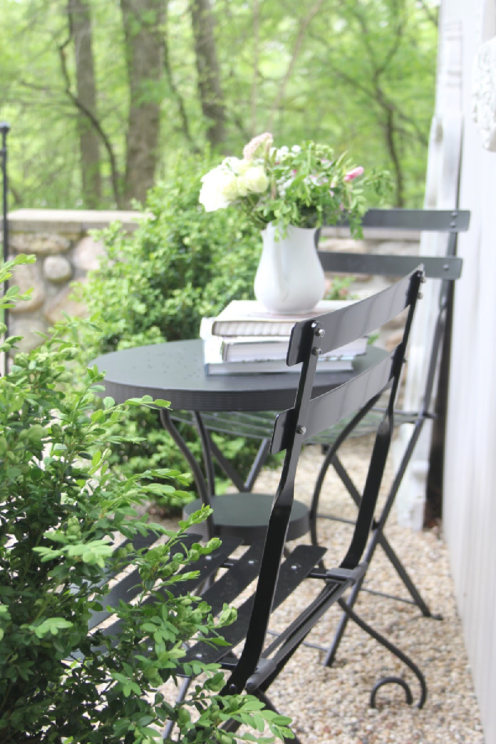 Hello Lovely Parisian Café Chair - perfect for gardens, patio, and small outdoor spaces or balconies. Parisian romance and folding bistro chairs tuck away for storage. #hellolovelystudio #frenchmodern #frenchcountry #Frenchbistro #outdoordecor #patioset #smallpatios #parisianchairs #bistrochair