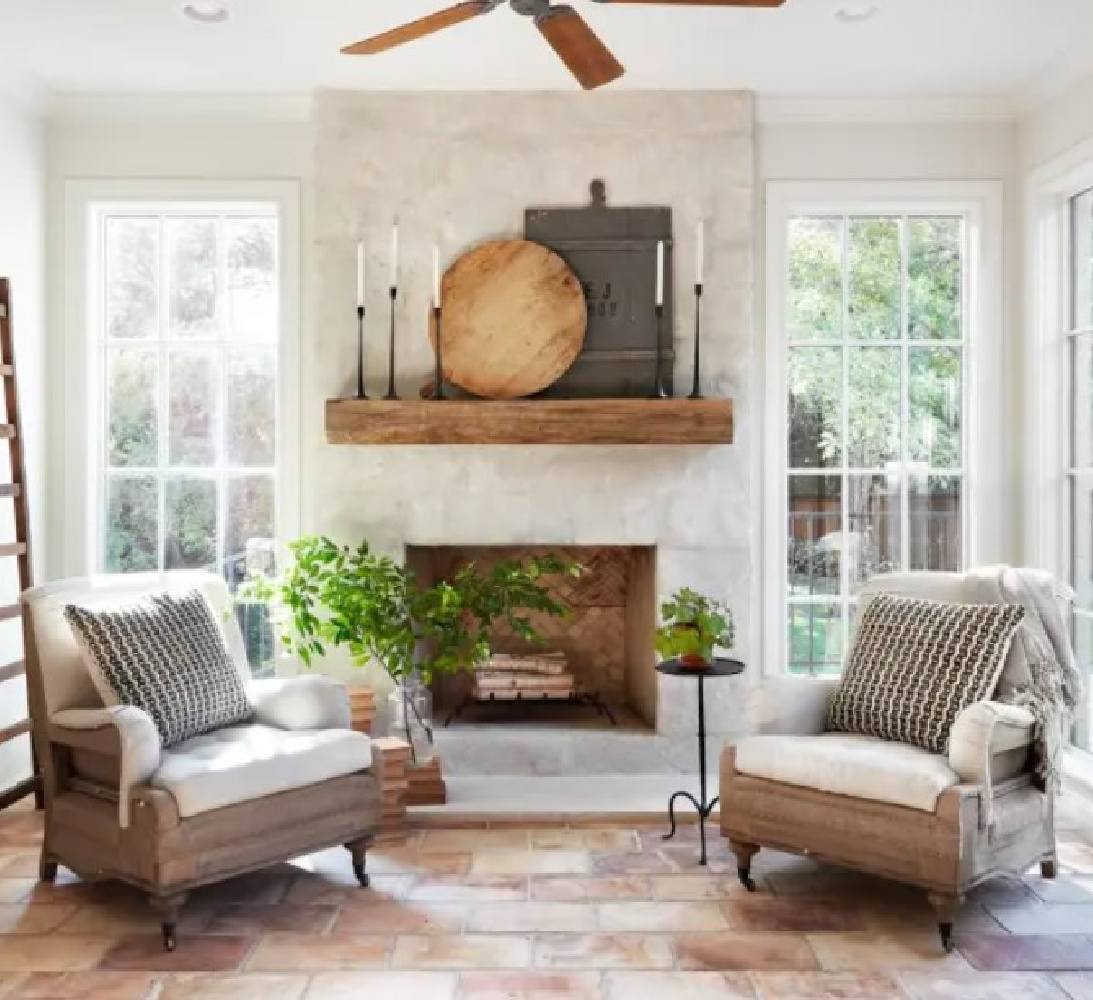 French country decorated sun room in The Club House - HGTV Fixer Upper episode. #fixerupper #theclubhouse #frenchcountrydecor