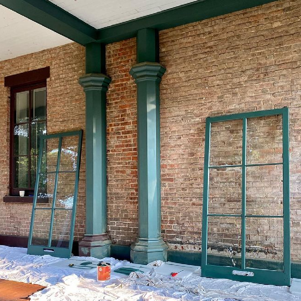 Tarrytown Green paint color (Benjamin Moore) on trim of a beautiful historic rick home - @rosshand1859. #tarrytowngreen #benjaminmooretarrytowngreen #paintcolors