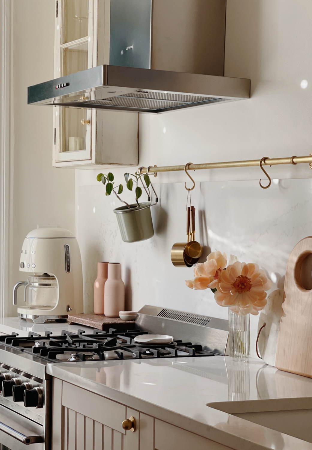 Gorgeous Nieu Cabinet Doors in ReserveHome's Brooklyn Brownstone remodeled kitchen. #customkitchen #cabinetrefacing #kitchenremodel #beforeandafter