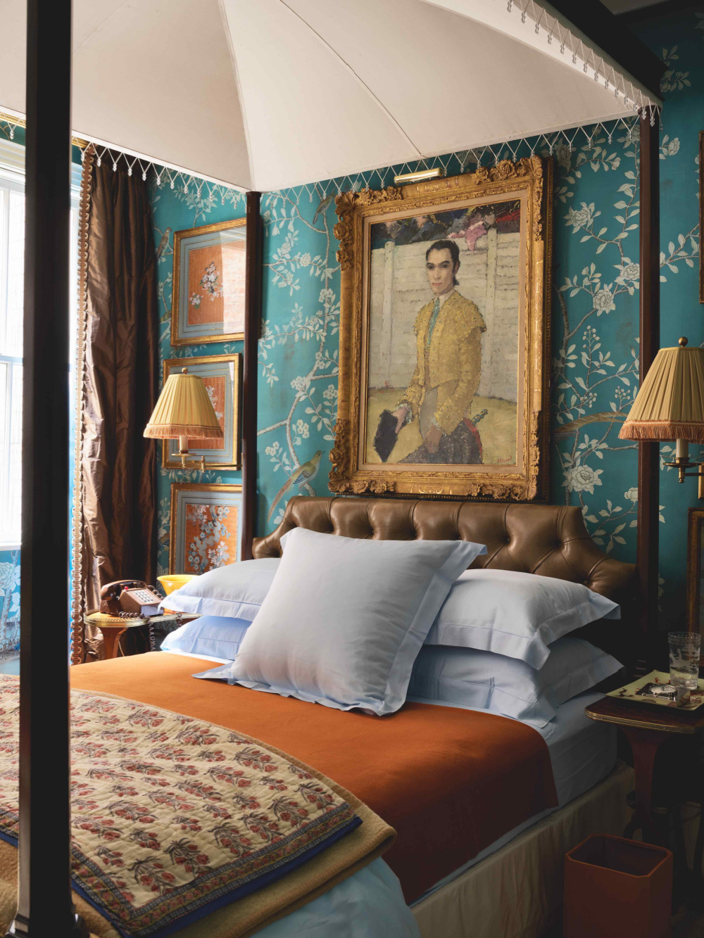 Glamorous Miles Redd designed fantasy bedroom with teal walls in NEW YORK INTERIORS. #milesredd #glamorousbedrooms #interiordesign