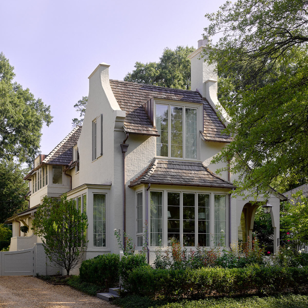 Breathtaking home exterior from Pursley Dixon Architecture. #timelessdesign exteriorarchitecture