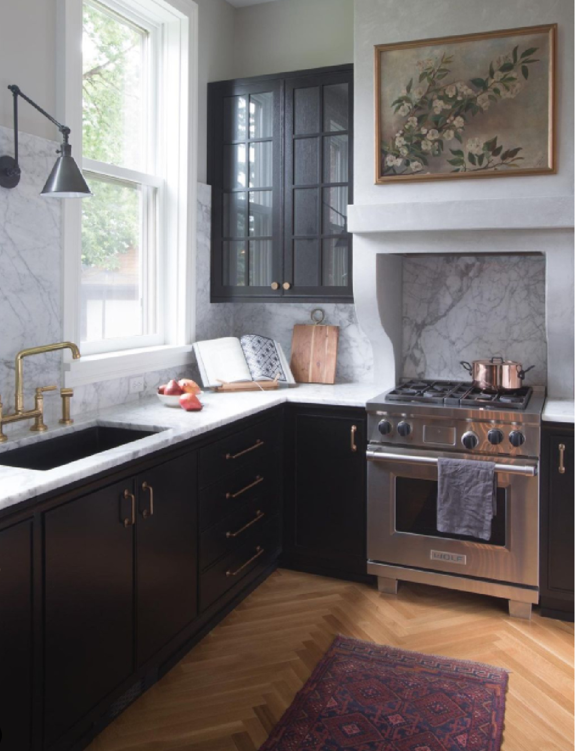 Beautiful kitchen with black cabinets - ProspectRefuge. #blackkitchencabinets