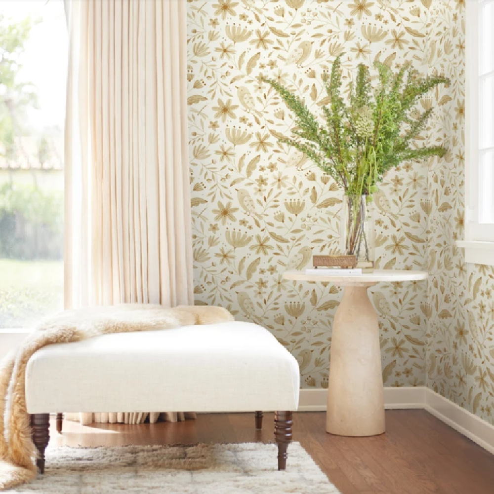 Rylee + Cru Garden Birds wallpaper - Lulu and Georgia. #wallpaper #birdwallpaper #folkwallpaper