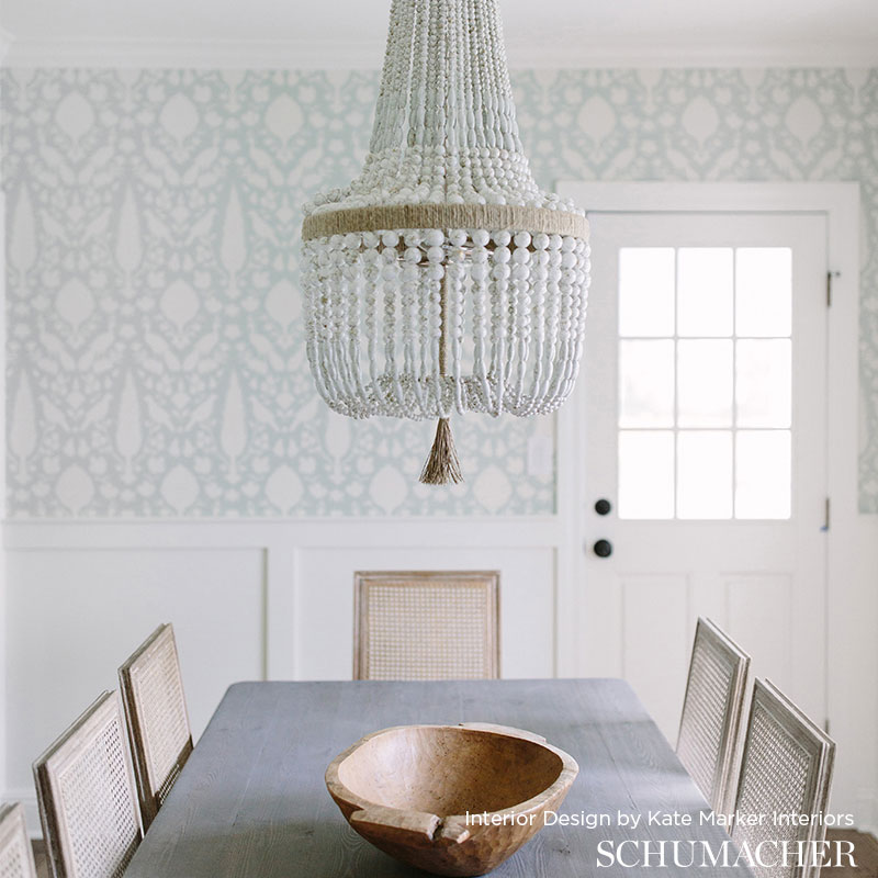 Kate Marker designed dining room with Schumacher Chenonceau blue wallpaper (Sky) and beaded chandelier. #katemarker #bluediningroom