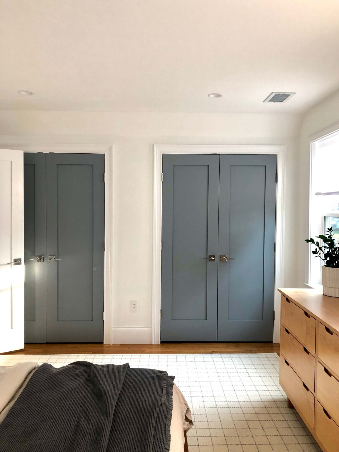 Closet doors painted Clare Set in Stone paint color - MStarrDesign. #claresetinstone #bluegraypaintcolors
