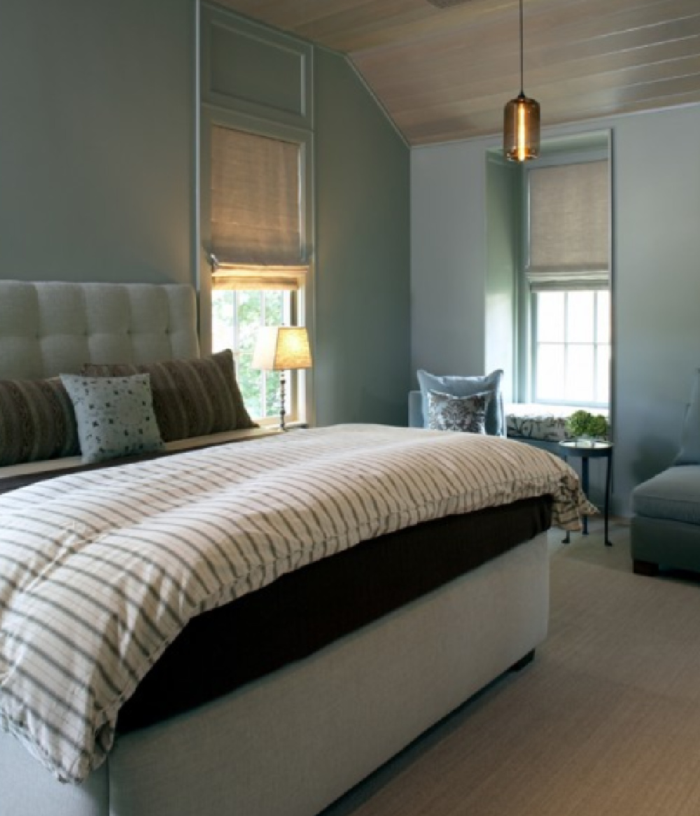 Farrow & Ball Pigeon paint color on bedroom walls - Lda Architects. #farrowandballpigeon #graypaintcolors